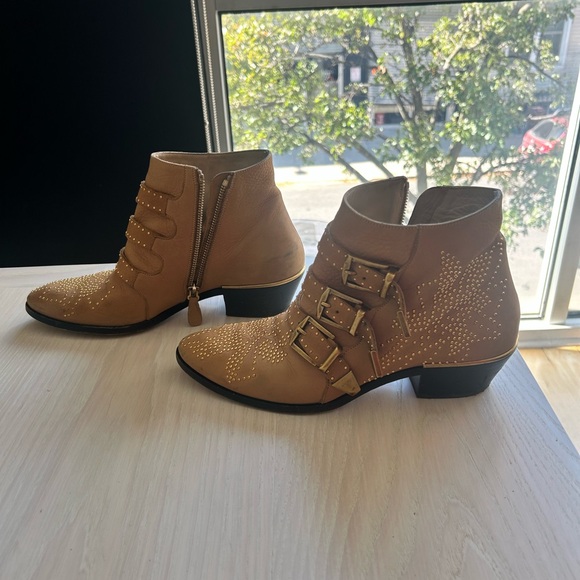 Chloe Susanna tan suede studded boots - Picture 5 of 7